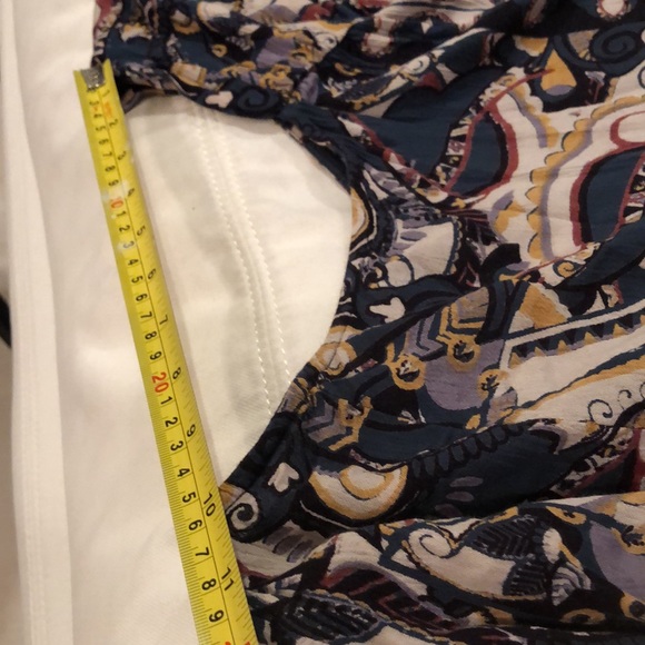 💖Angie Boho asymmetrical sleeveless racer back lace trimmed V-neck top - Picture 10 of 10